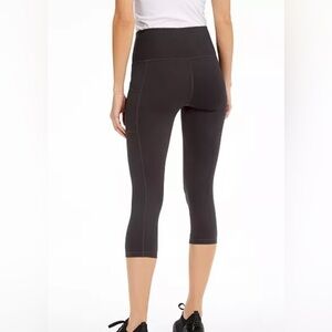 𝅺ideology Womens Slimming Yoga Crop Leggings pants Black Noir Size XS-NWT